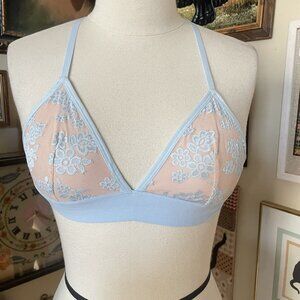 Victorias Secret Pink Lace Bralette With Floral Embroidery & Racerback Design L